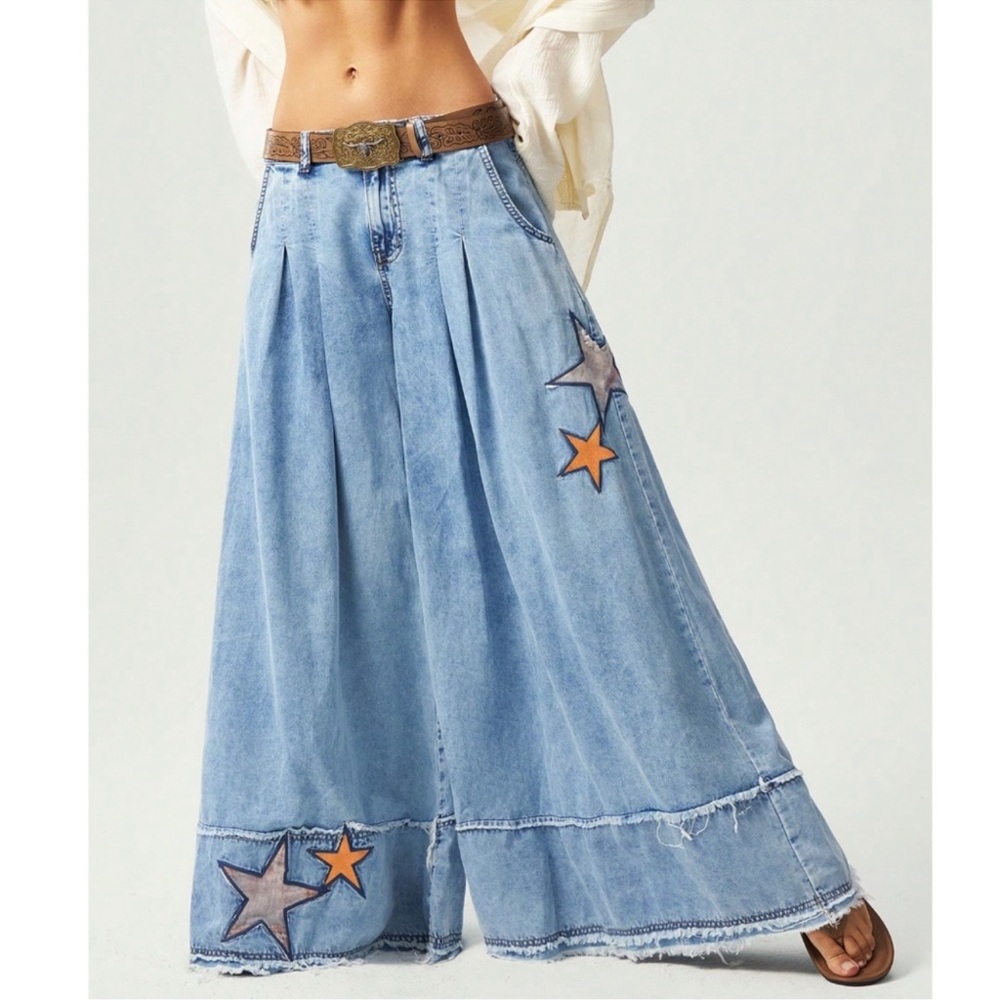 Light Wash Star Patch Wide Leg Frayed Detail Denim Jean Pants S M L